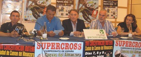 Cuevas acoge este sábado la prueba final del Campeonato de España de Supercross